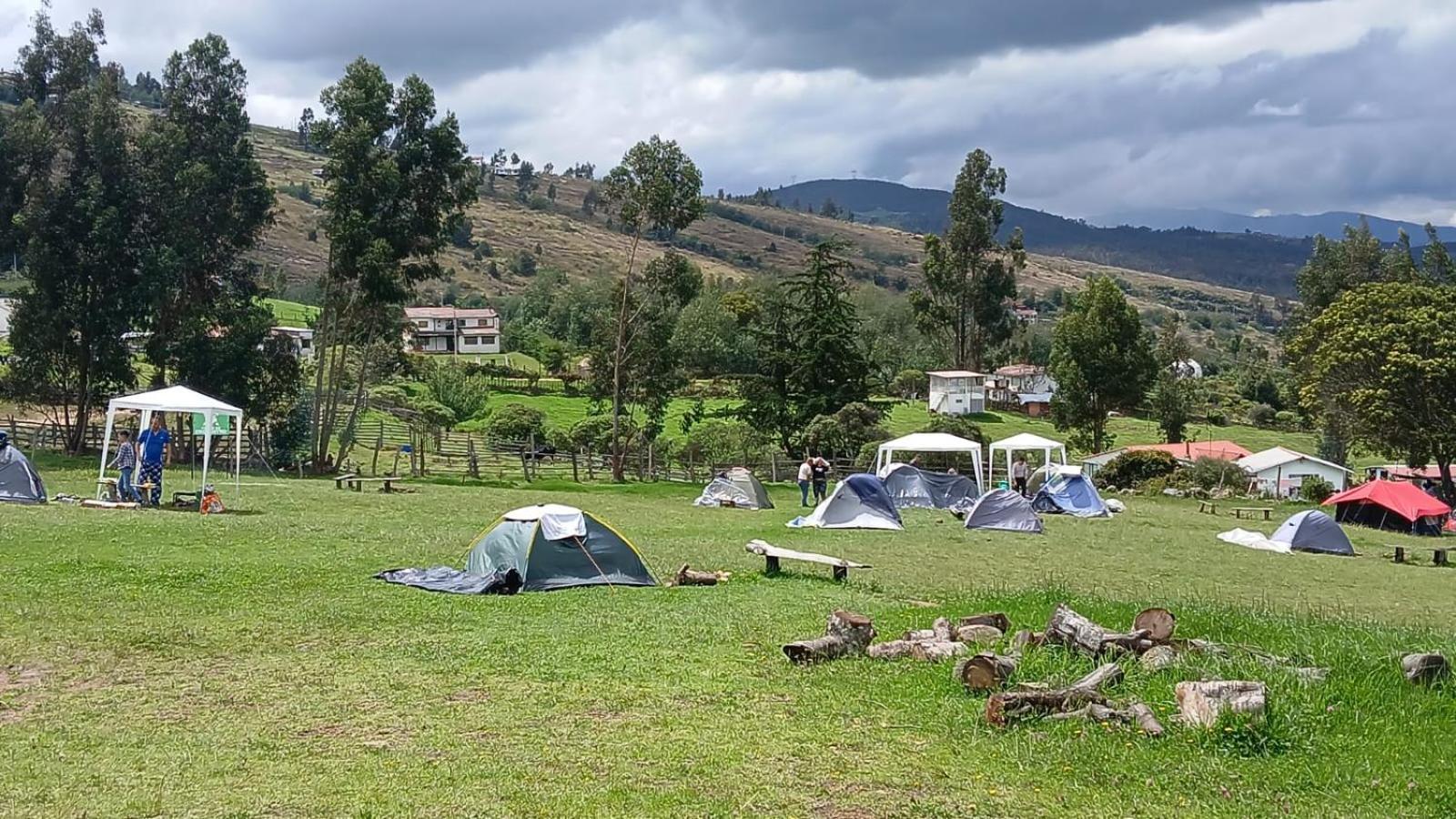 Camping Las Acacias Guatavita Bagian luar foto